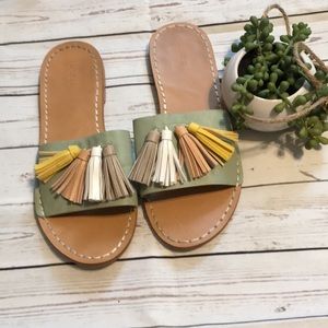 FOREVER 21 | tassel slide sandals